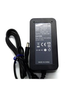 Samsung Ac/Dc Adapter 14v 4,29A Netzteil