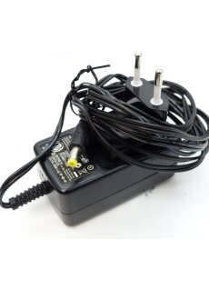 Netzadapter Ladeger&auml;t  5V DC 3A   KSS15-050-3000 Ac Adapter