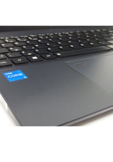 Toshiba Dynabook Tecra A50-J 15,6 Zoll FHD Core i5-1135G7 256GB SSD 32GB  (11.Gen) Wind11 Pro