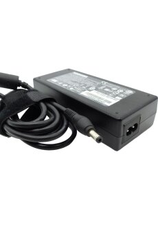 Toshiba Netzteil PA5083U-1ACA 120W 19V 6,32A AC Adapter