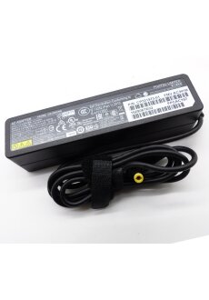 Fujitsu Slim AC Adapter  Netzteil 19V 3,42A A13-065N3A...