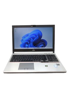 Fujitsu Workstation CELSIUS H770 mit Xeon E3-1505M v6, 3,0 GHz, 32GB,512GB 5&quot;1920x1080  Windows 11