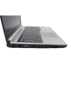 Fujitsu Workstation CELSIUS H770 mit Xeon E3-1505M v6, 3,0 GHz, 32GB,512GB 5&quot;1920x1080  Windows 11