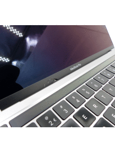 Apple MacBook Pro 13  A2251  Apple M1  8GB RAM, 250GB Mac OS Tahoe